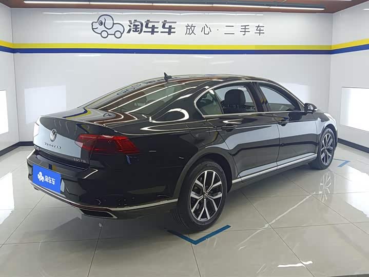 Фото 3 - Volkswagen Magotan