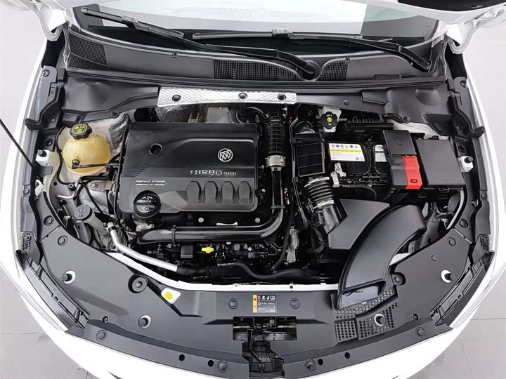 Фото 6 - Buick Verano