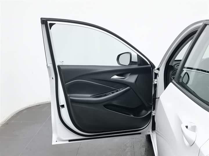 Фото 8 - Buick Verano