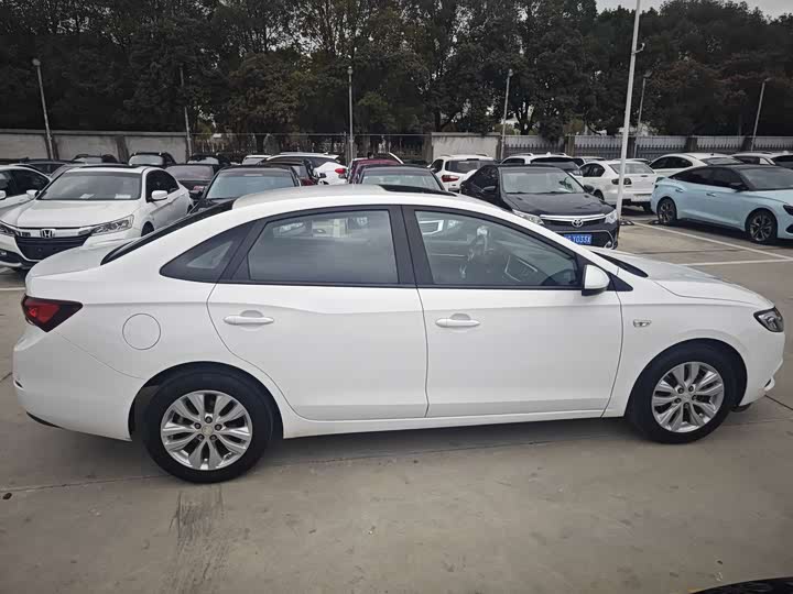 Фото 5 - Buick Excelle GT