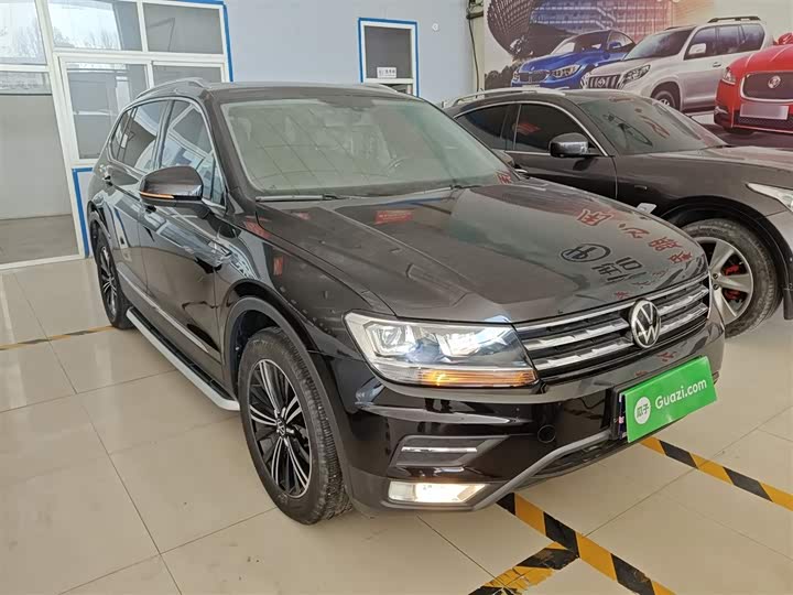 Фото 4 - Volkswagen Tiguan L Pro