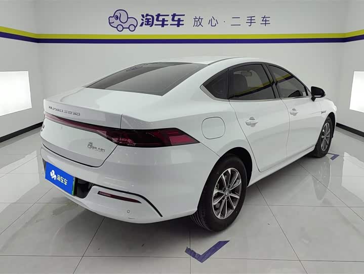 Фото 3 - BYD Qin Plus