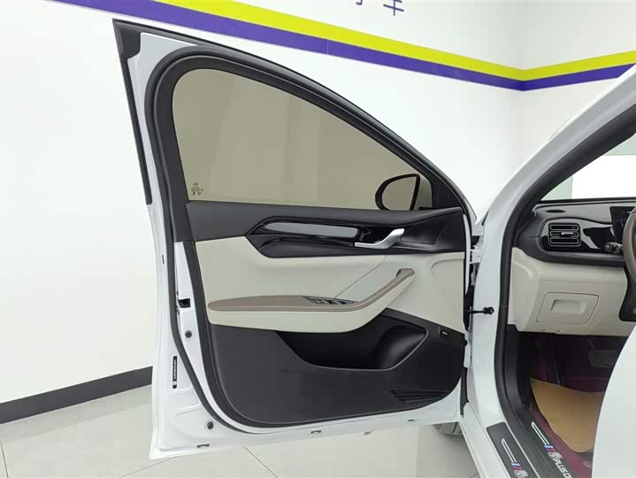 Фото 7 - BYD Qin Plus