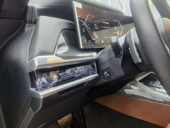 Фото 6 - BMW 7 Series