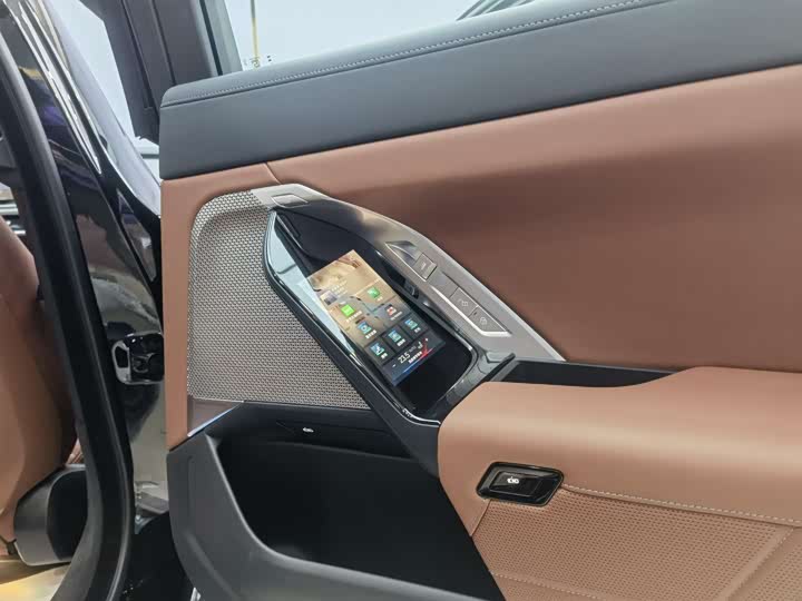 Фото 7 - BMW 7 Series