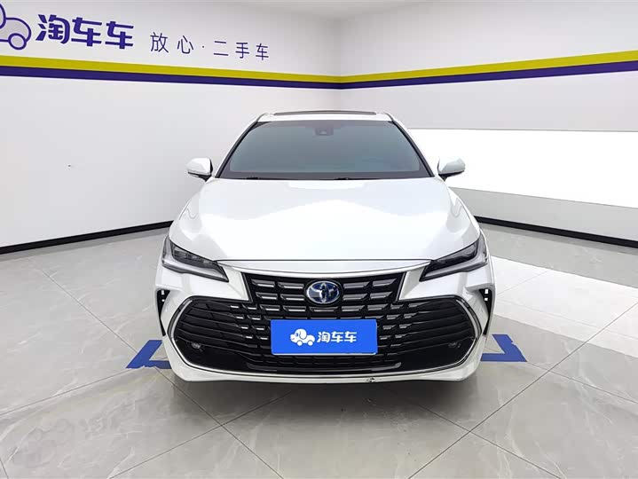 Фото 2 - Toyota Avalon