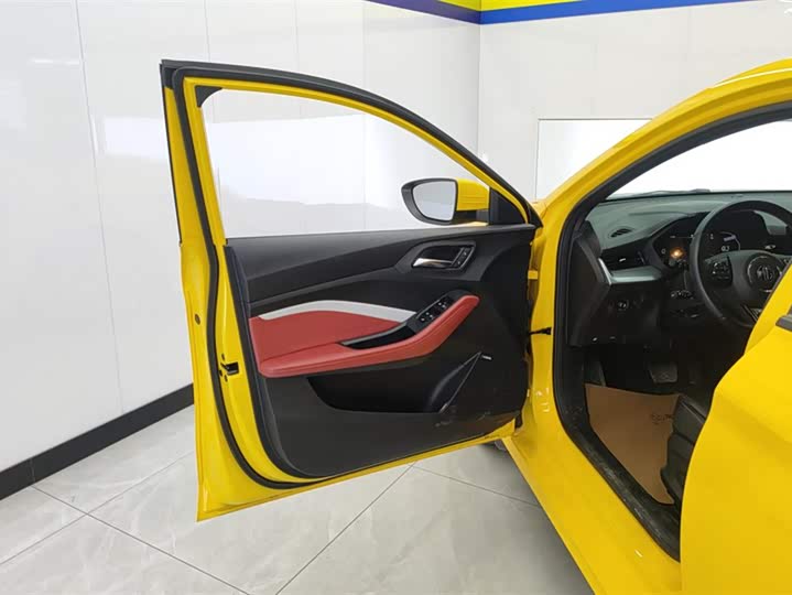 Фото 7 - MG Motor 5