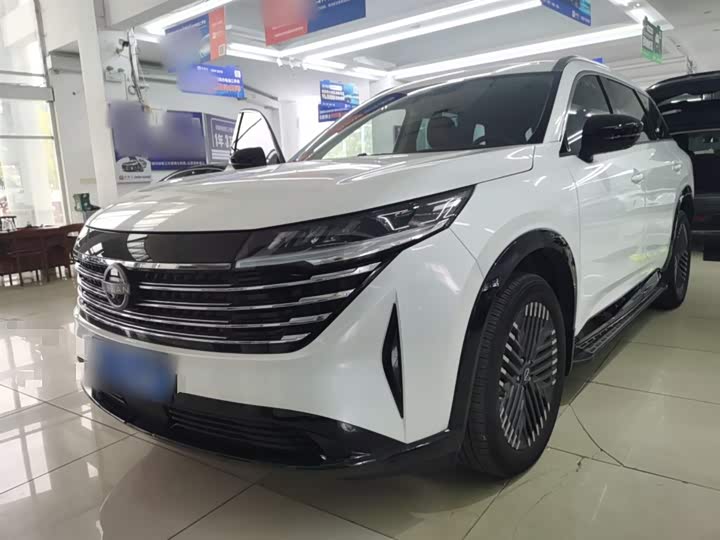 Фото 1 - Nissan Pathfinder