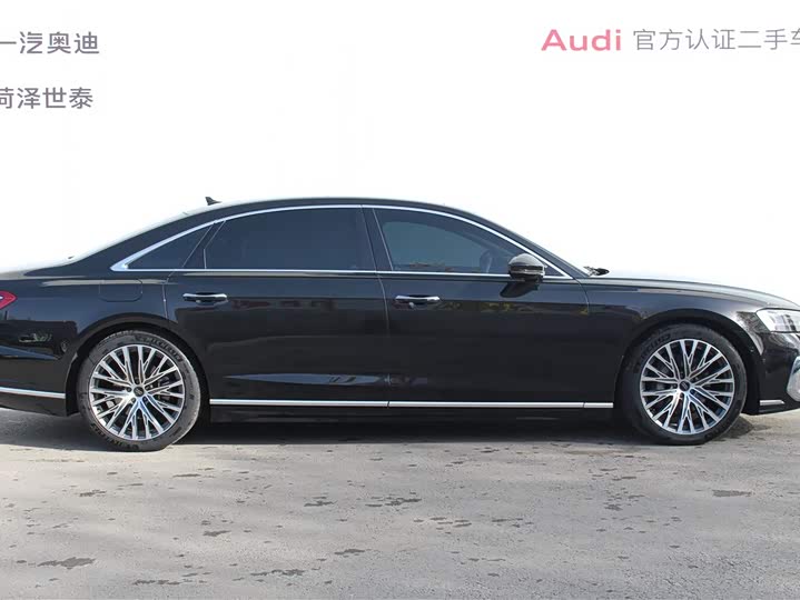 Фото 4 - Audi A8
