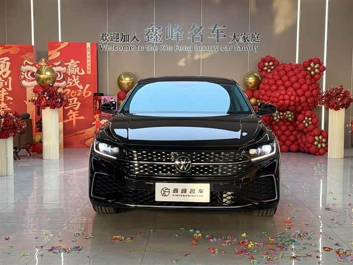 Фото 2 - Volkswagen Passat