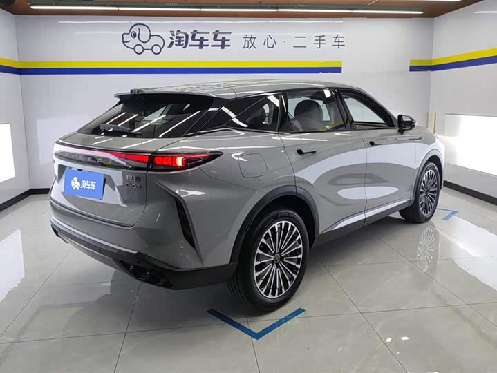 Фото 3 - Exeed RX C-DM Hybrid