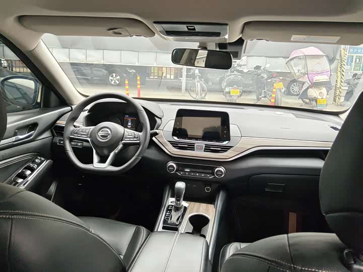 Фото 7 - Nissan Teana