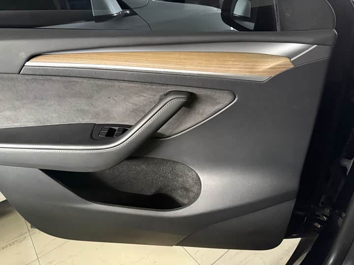 Фото 5 - Tesla Model Y