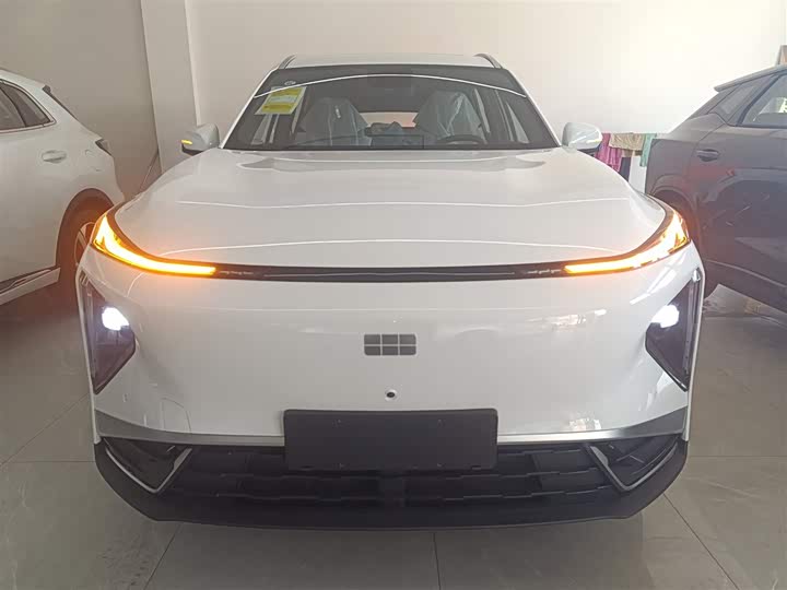 Фото 3 - Geely Galaxy L7