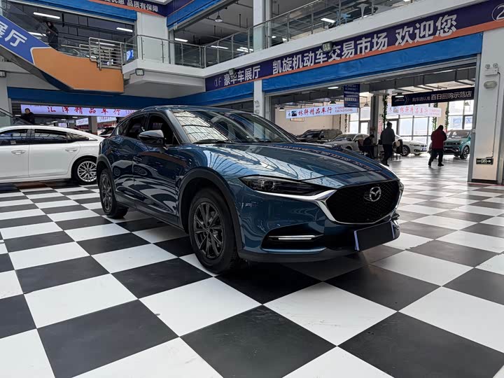 Фото 3 - Mazda CX-4