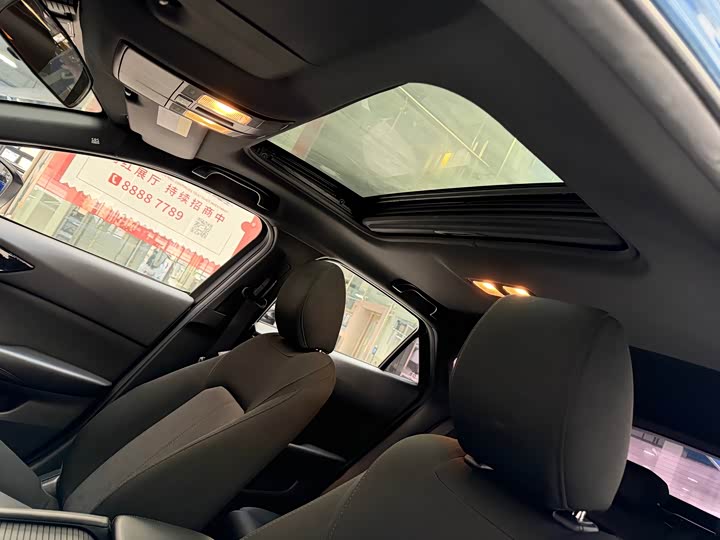 Фото 6 - Mazda CX-4