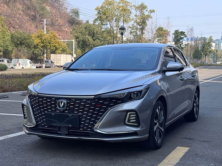 Фото 1 - Changan Eado Plus