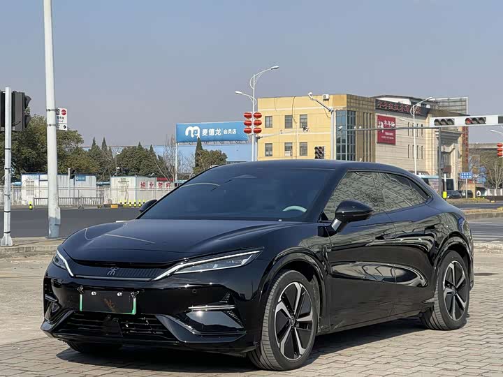 Фото 1 - BYD Song L