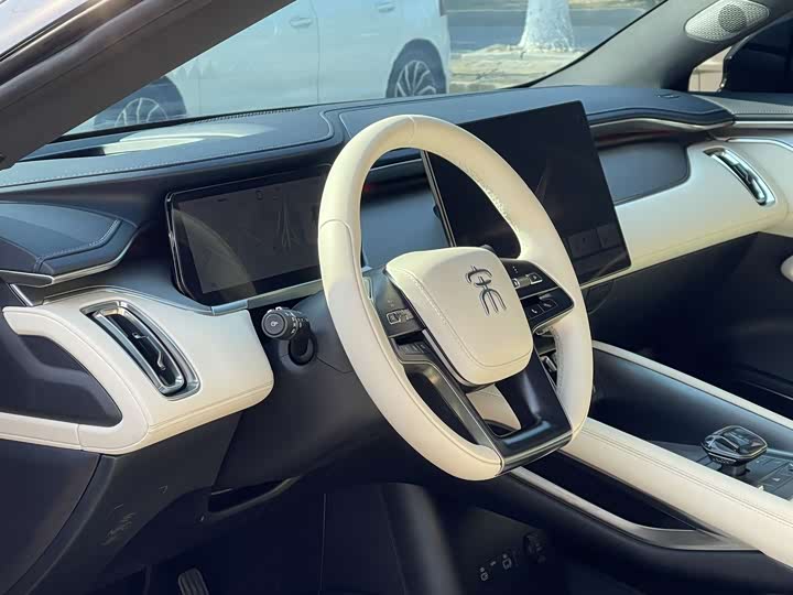 Фото 8 - BYD Song L