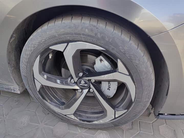 Фото 6 - Changan UNI-V