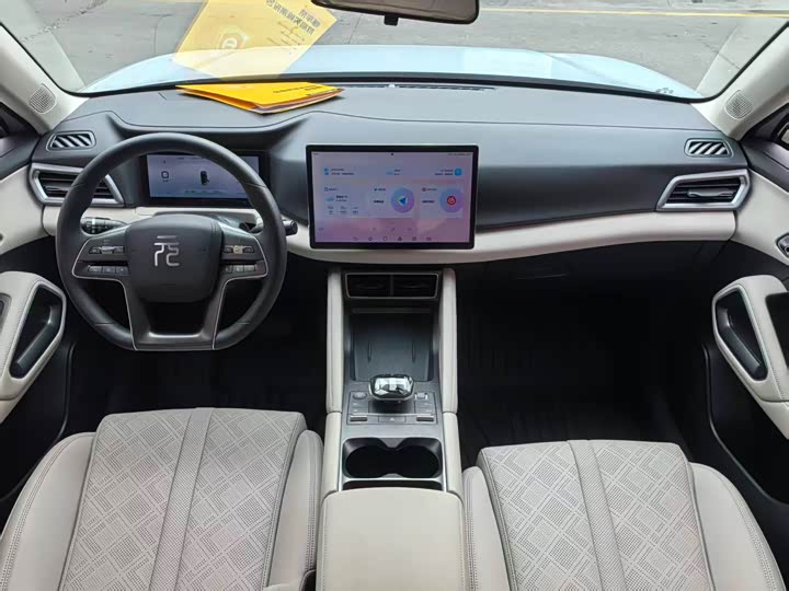 Фото 6 - BYD Yuan Up