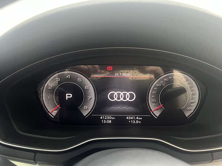 Фото 8 - Audi A4L