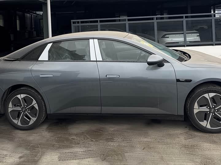 Фото 3 - XPeng Mona M03