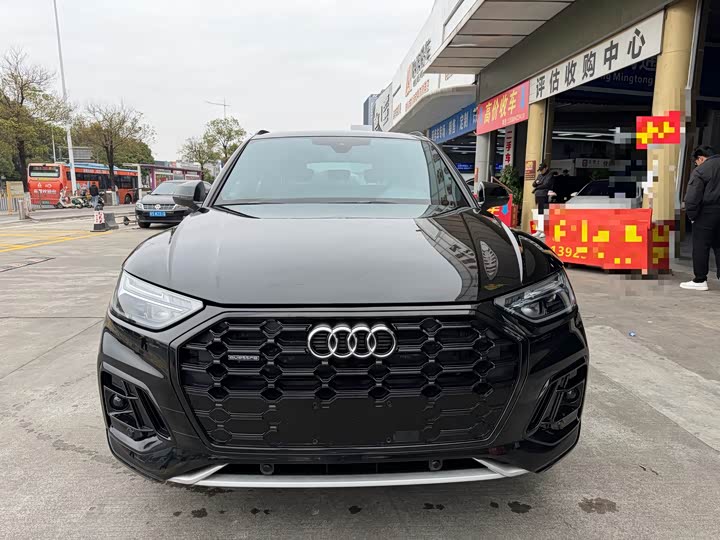 Фото 3 - Audi Q5L