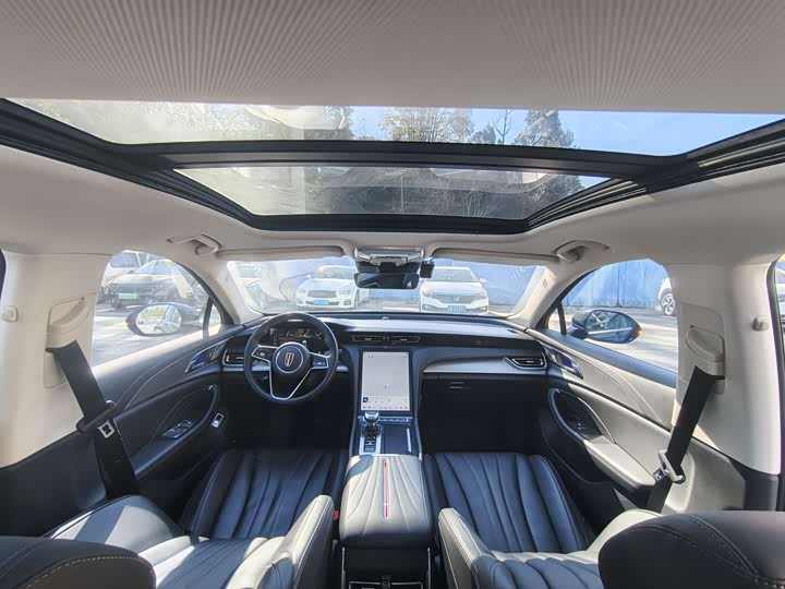 Фото 9 - Hongqi H5