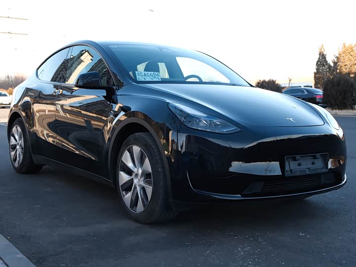 Фото 6 - Tesla Model Y