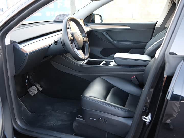 Фото 7 - Tesla Model Y