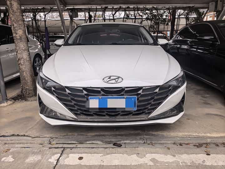 Фото 2 - Hyundai Elantra N line