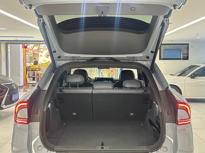 Фото 8 - XPeng G7