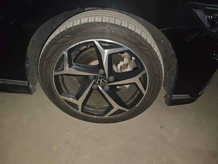 Фото 6 - Volkswagen Magotan