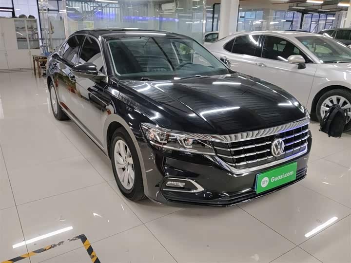 Фото 4 - Volkswagen Passat