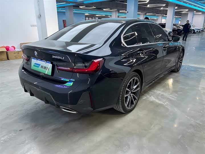 Фото 4 - BMW 3 Series