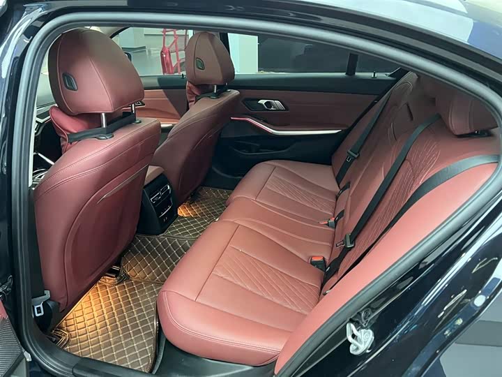 Фото 8 - BMW 3 Series