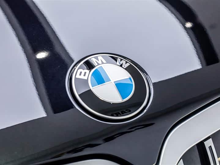 Фото 9 - BMW X7