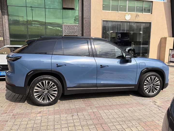 Фото 7 - Nio ES7