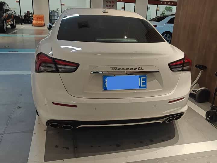 Фото 5 - Maserati Ghibli