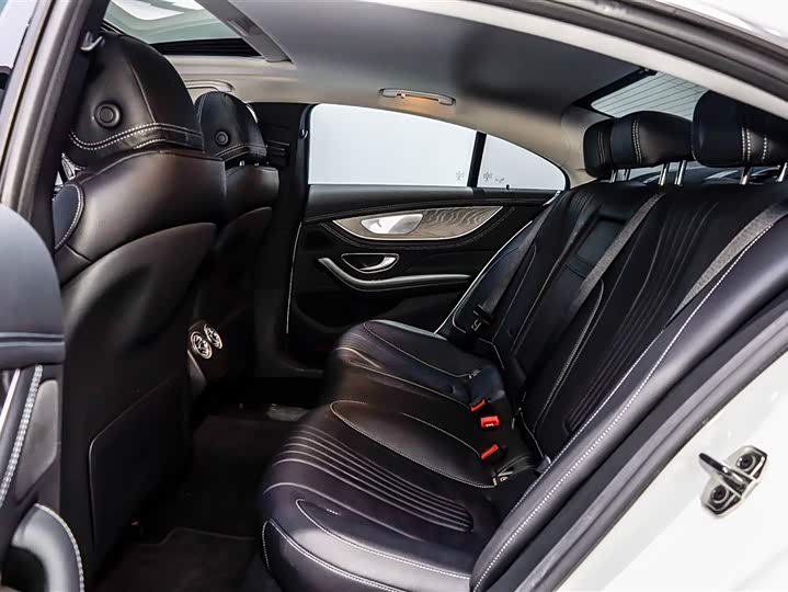 Фото 9 - Mercedes-Benz CLS-Class