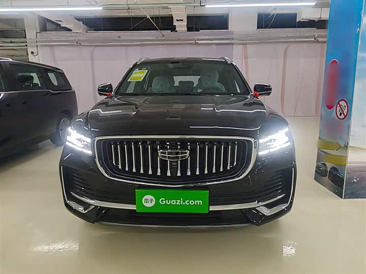 Фото 3 - Geely Monjaro