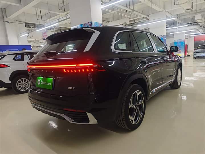 Фото 7 - Geely Monjaro