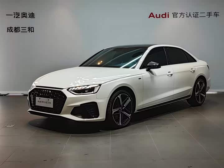 Фото 1 - Audi A4L