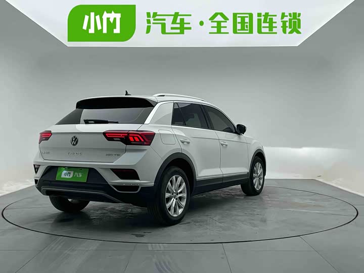 Фото 6 - Volkswagen T-Roc