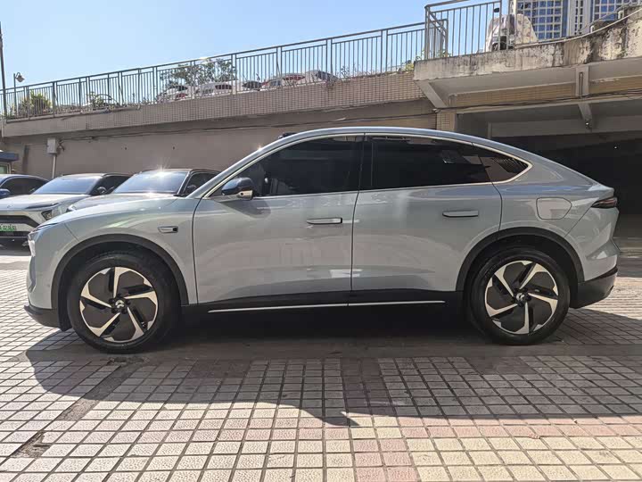 Фото 5 - Nio EC6