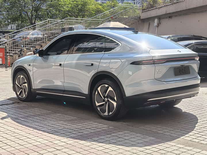 Фото 6 - Nio EC6