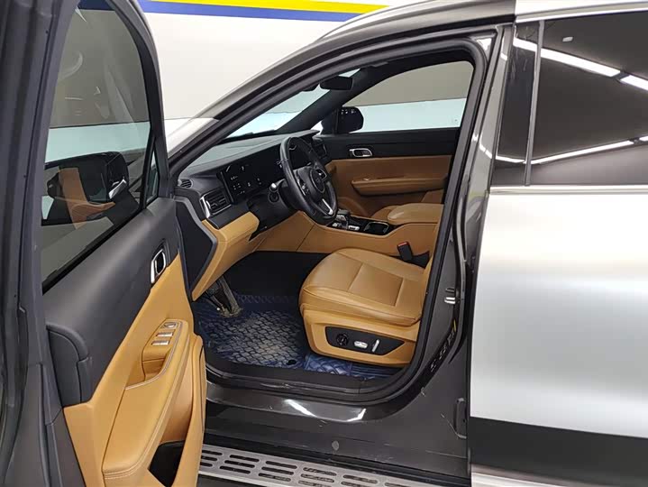 Фото 9 - LiXiang One