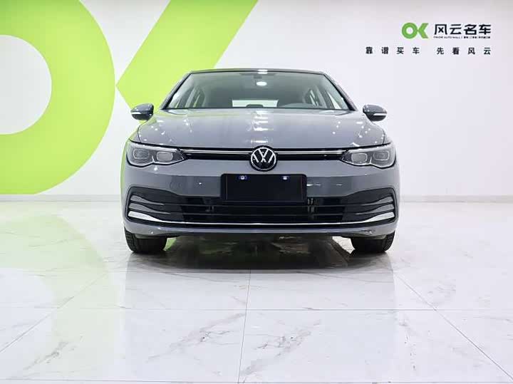 Фото 2 - Volkswagen Golf