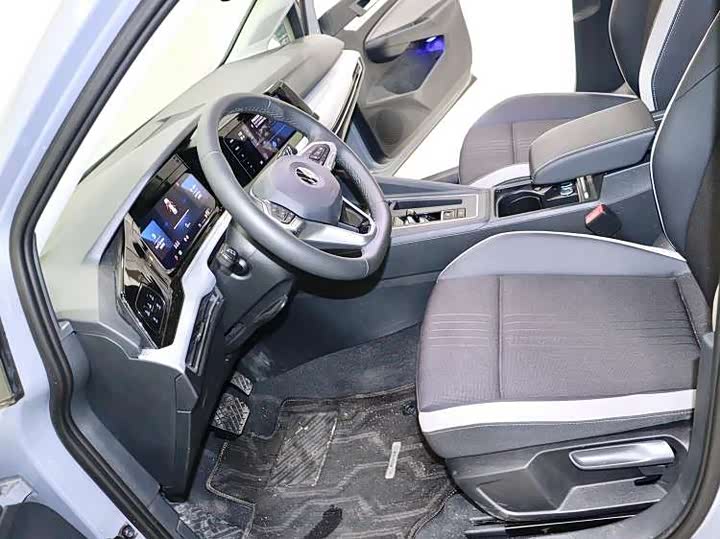 Фото 6 - Volkswagen Golf